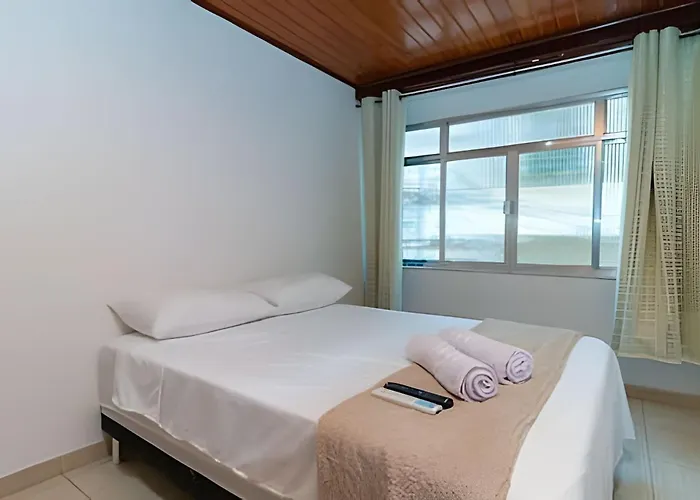 Silencioso Com 1 Quarto Em Copacabana - 450M Do Metro