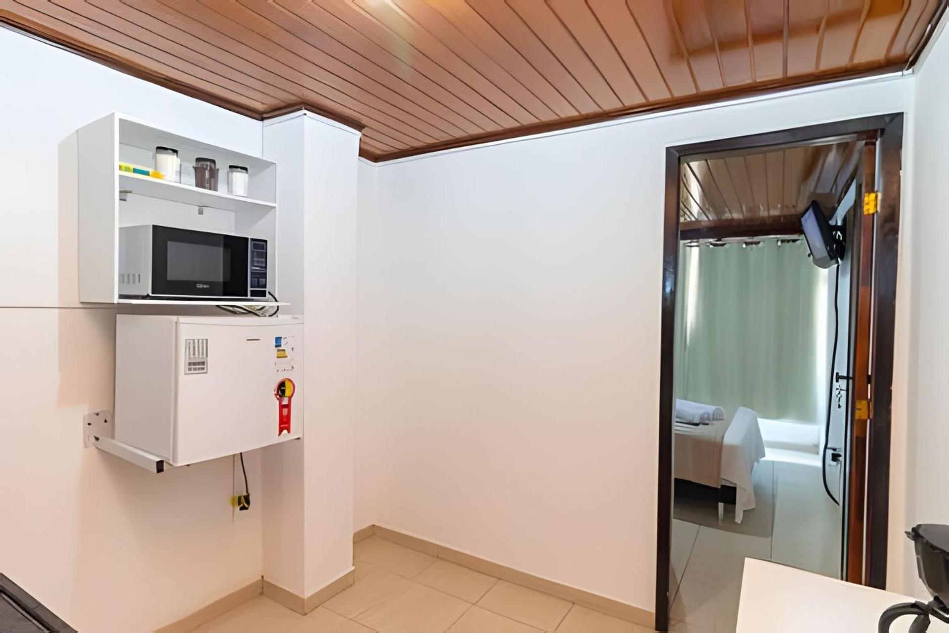 Silencioso Com 1 Em Copacabana - 450m Do Metro Apartamento *