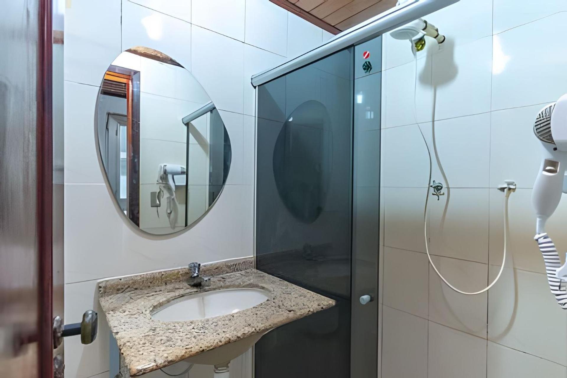 Silencioso Com 1 Em Copacabana - 450m Do Metro Apartamento Rio de Janeiro